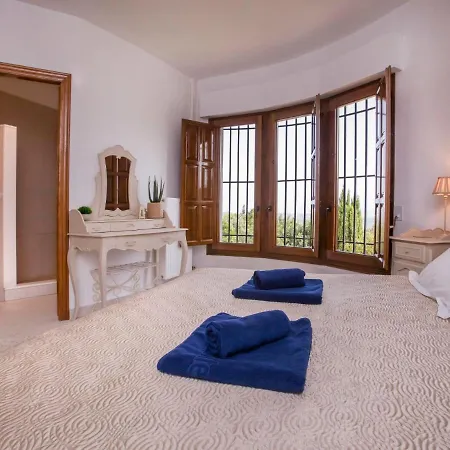 Prázdninový dům Casa La Torre By Interhome